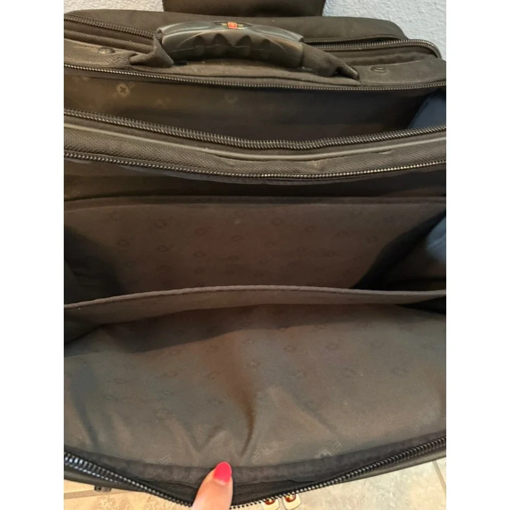 SwissGear rolling laptop